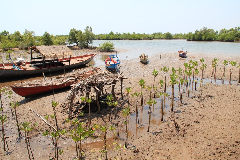 Hotel Five.S Kampot Esterno foto