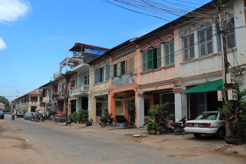 Hotel Five.S Kampot Esterno foto